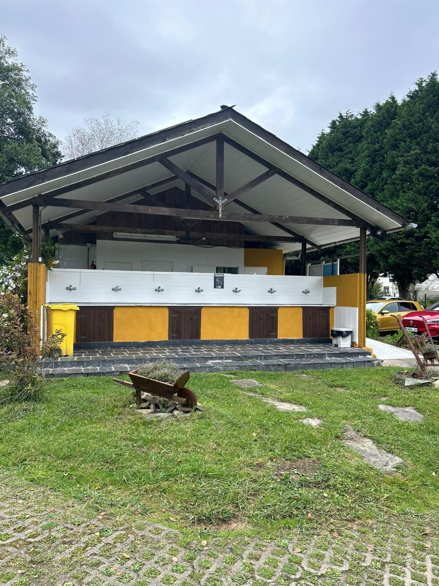 Camping A Grandella El Franco Esterno foto