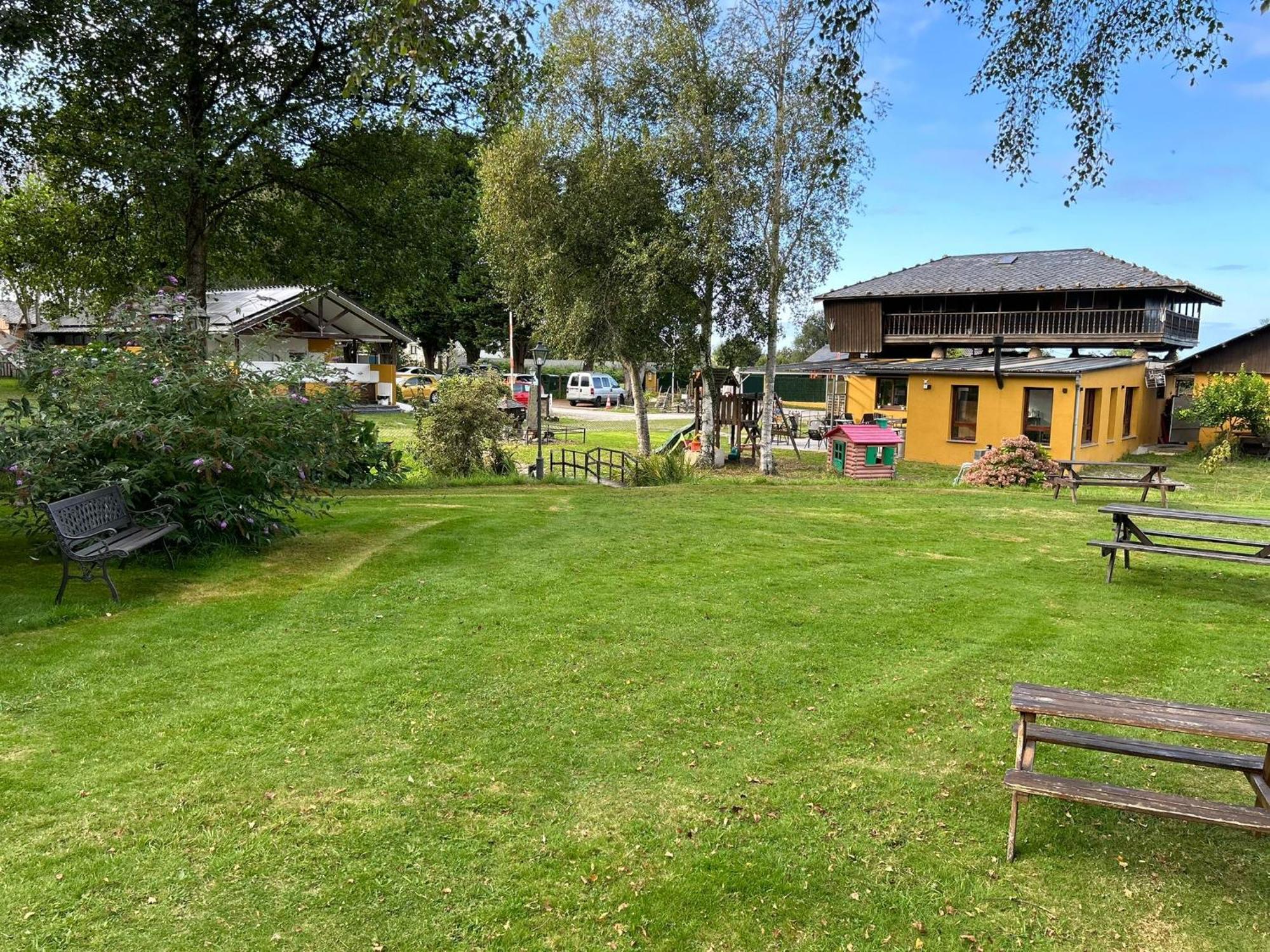 Camping A Grandella El Franco Esterno foto