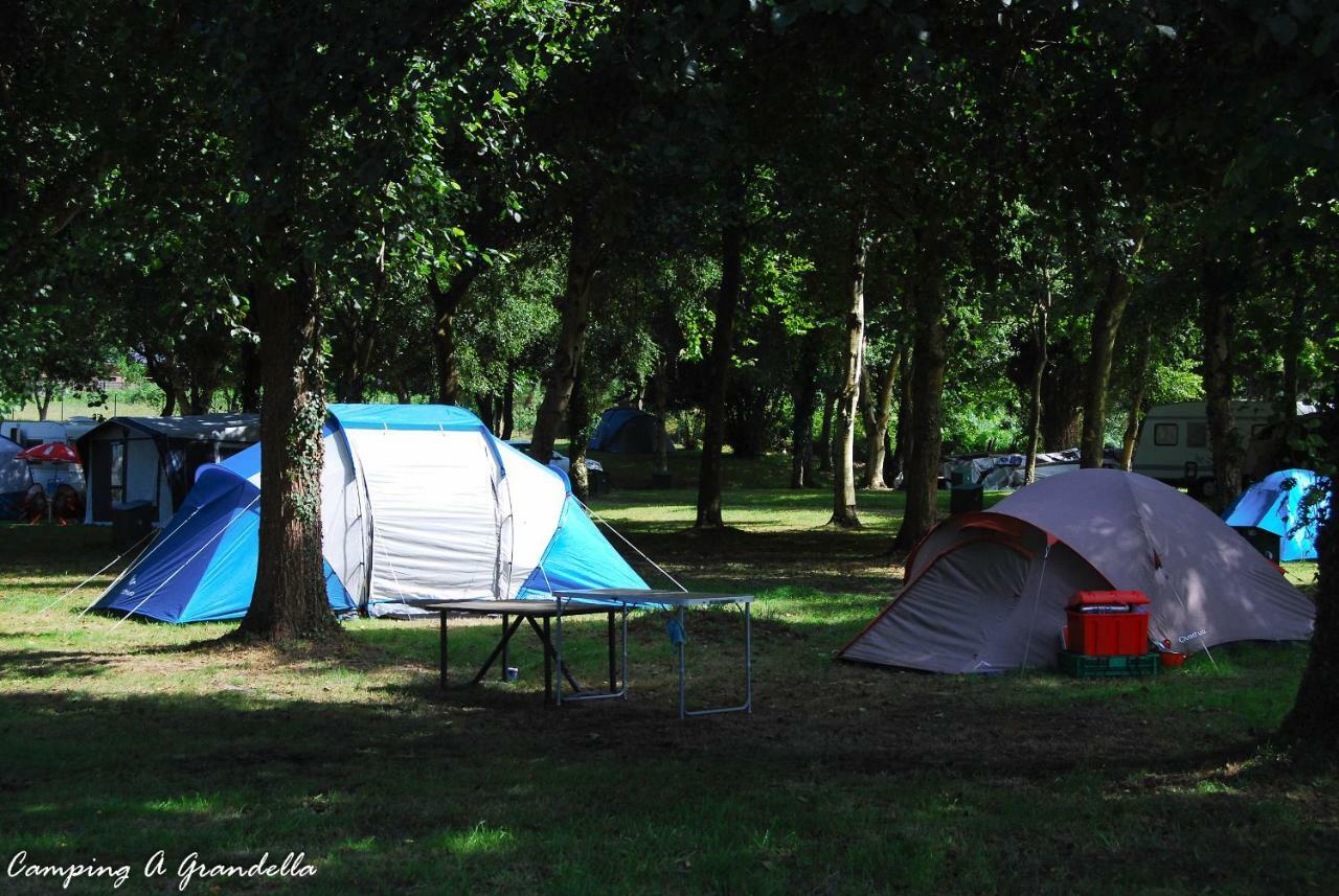 Camping A Grandella El Franco Esterno foto